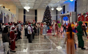 20 декабря состоялся благотворительный новогодний утренник в Государственном казахском музыкально-драматическом театре им. С. Муканова